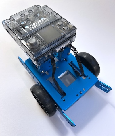 Gehäuse anschrauben